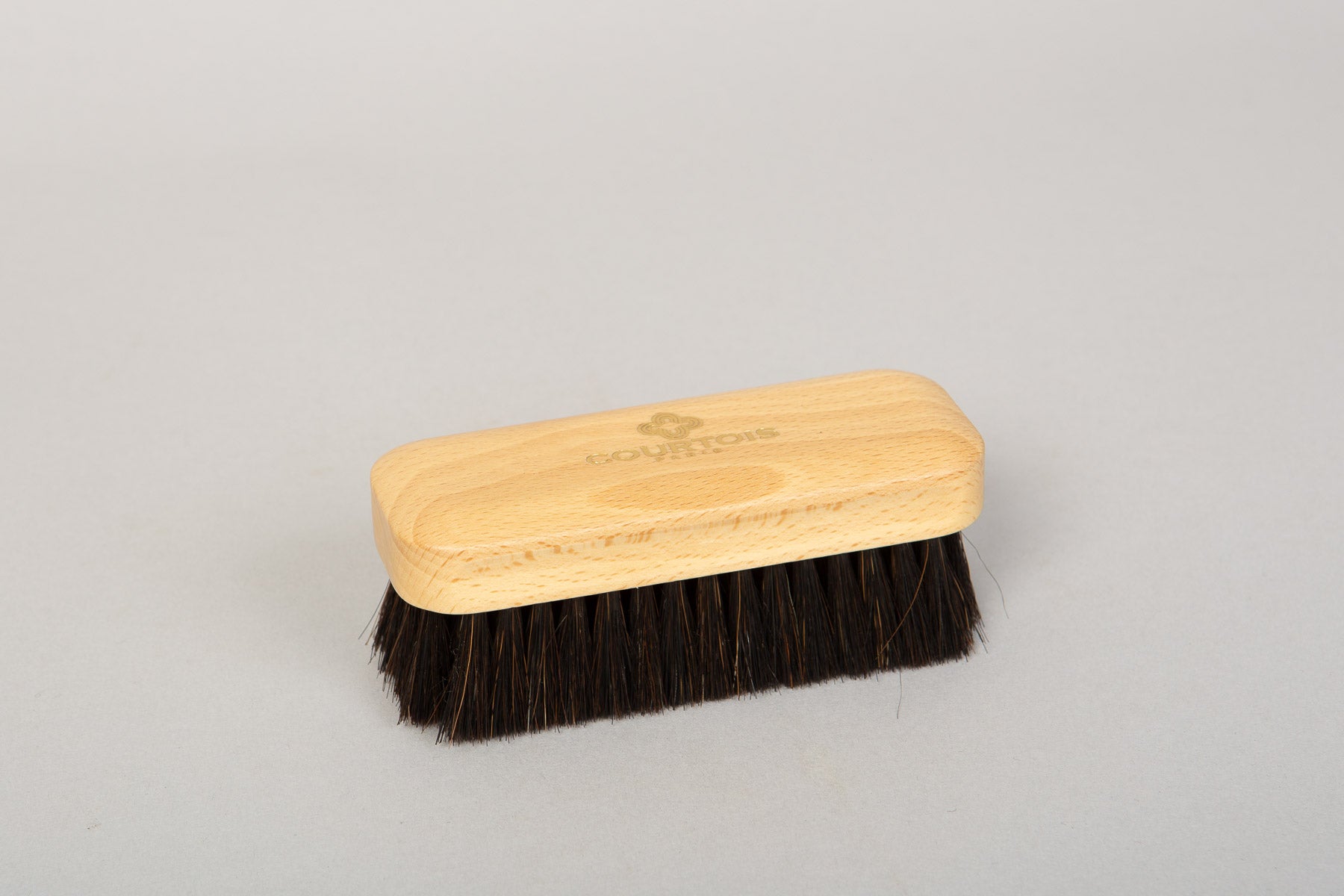 Brosse à chapeau