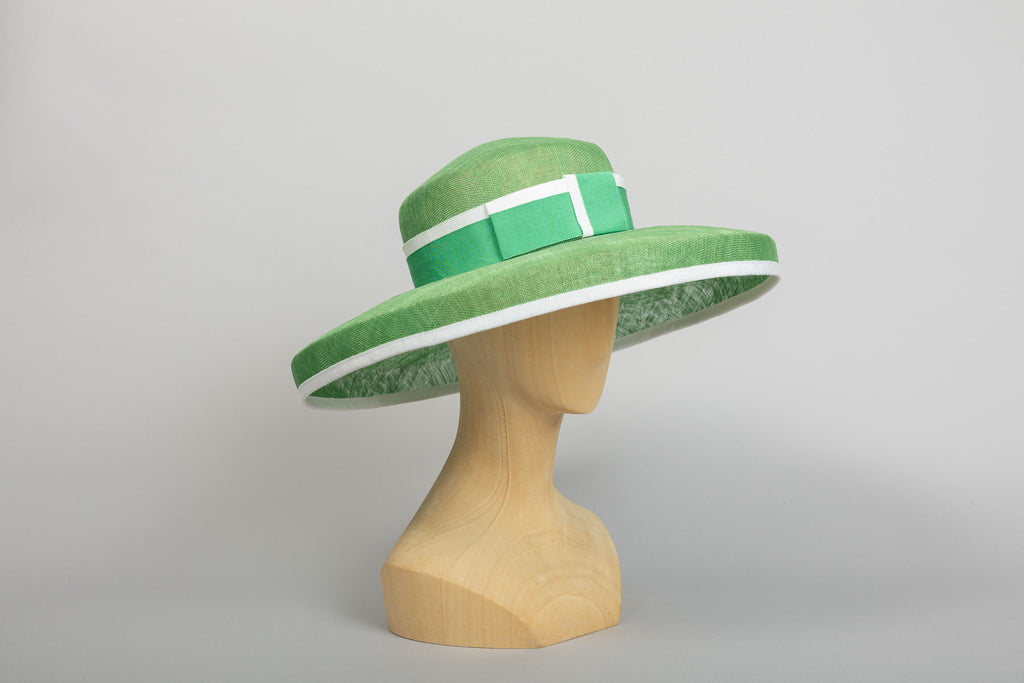 chapeau de cérémonie Tonkin sisal vert profil