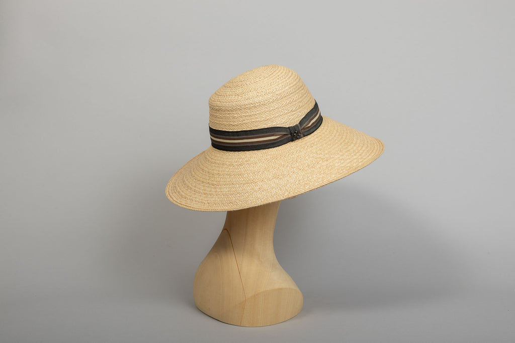 chapeau panama tressage taormine dos