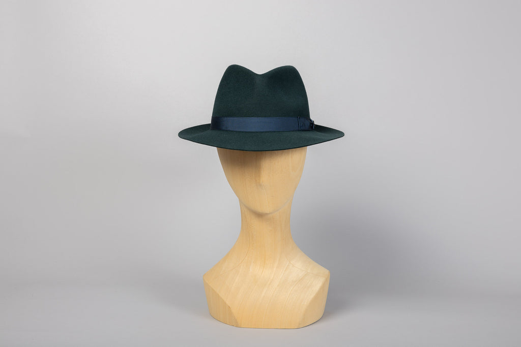 Chapeau Château Margaux feutre vert bouteille packshot face