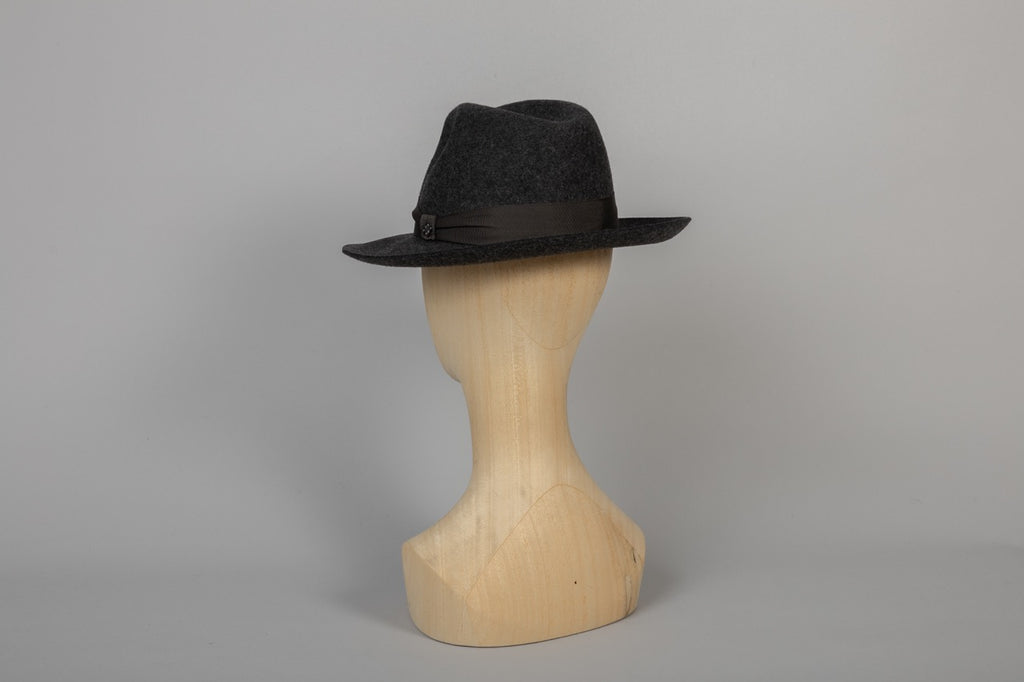 chapeau fédora en feutre Arrezzo de dos