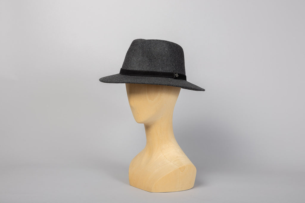 Chapeau Montréal gris packshot 3/4