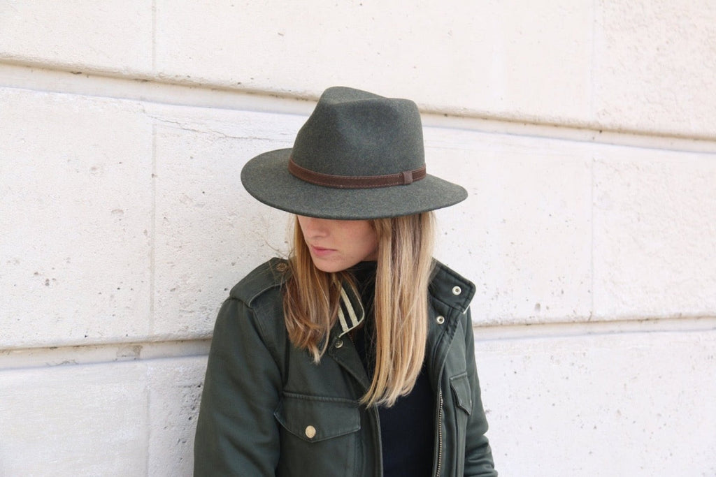 Chapeau Montréal kaki porté femme 3/4