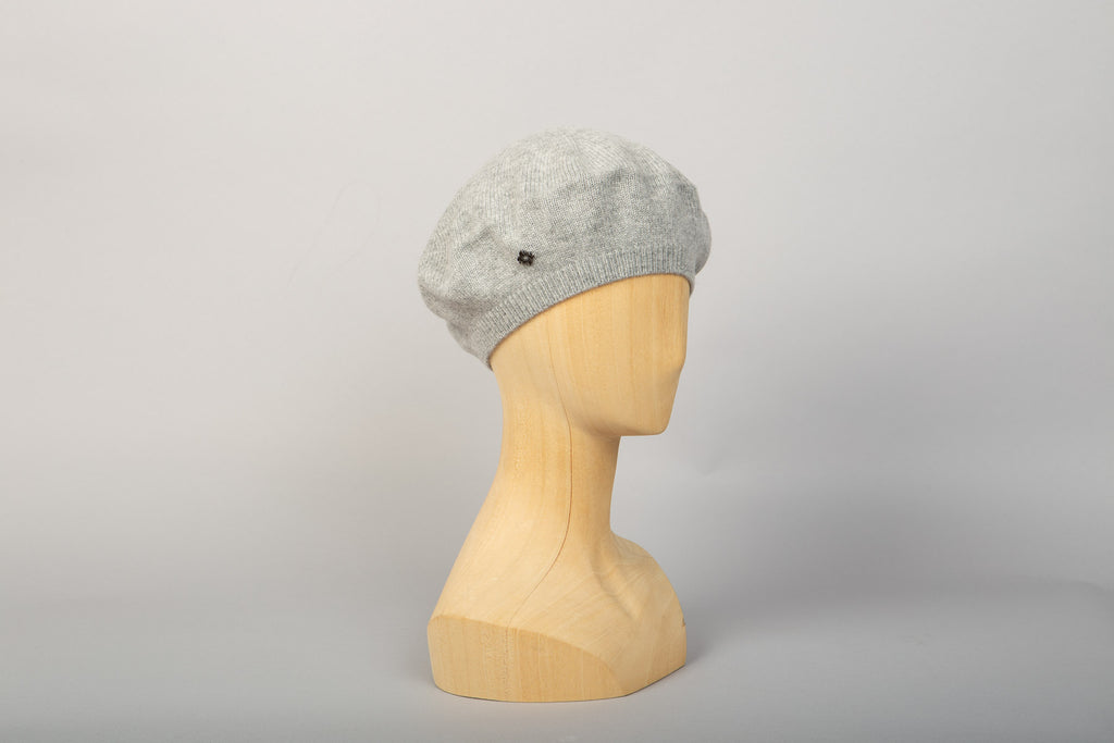 Béret cachemire gris packshot 3/4