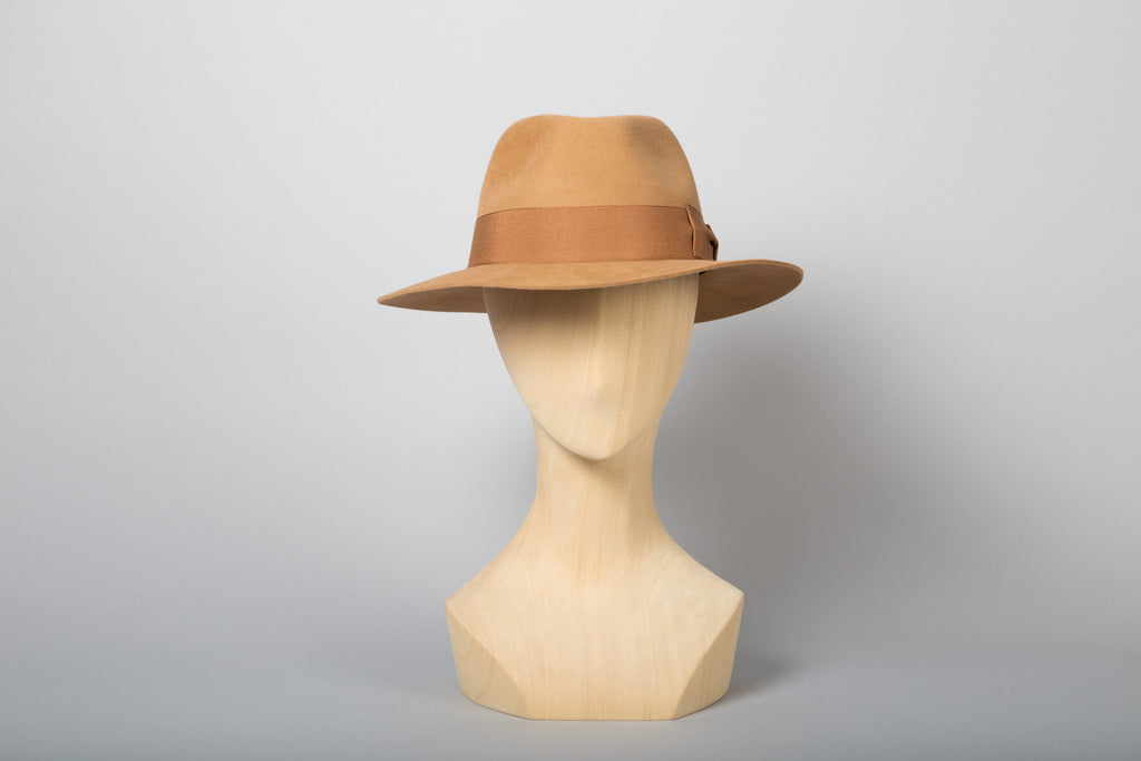 Chapeau Babylone feutre camel packshot face