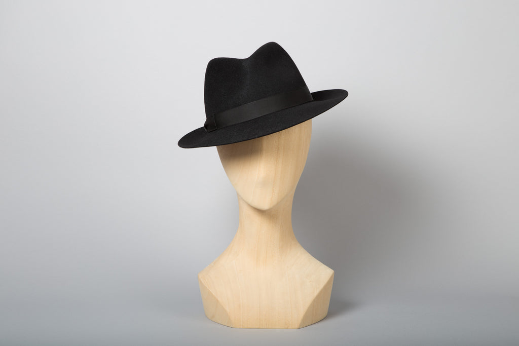 Chapeau Château Margaux feutre noir packshot face 