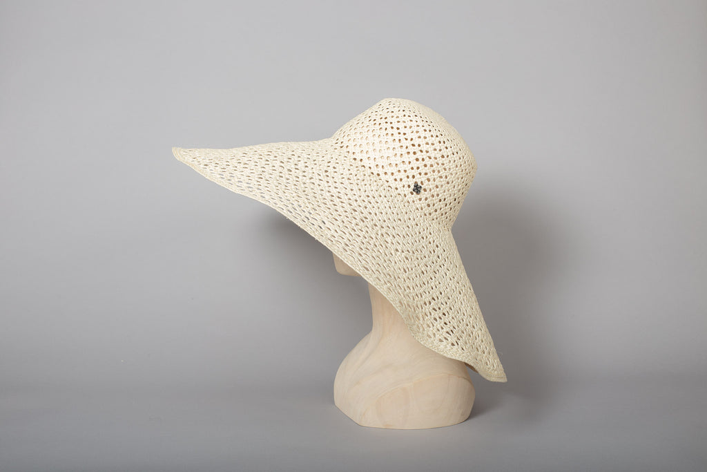 chapeau capeline mallorca oversize panama profil