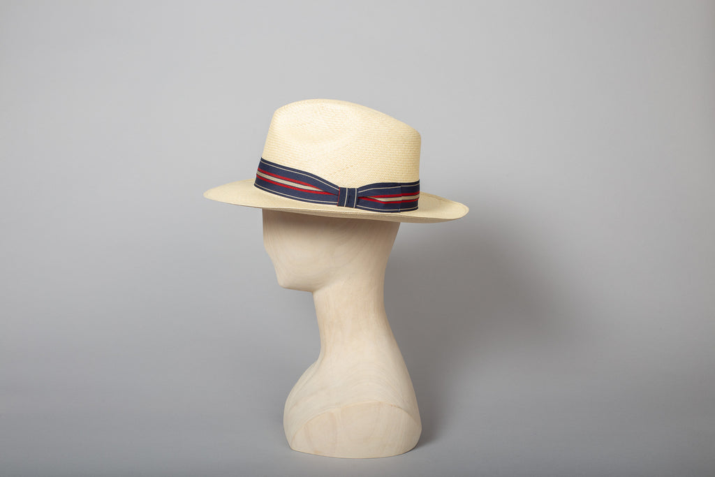 chapeau panama cabourg naturel porte