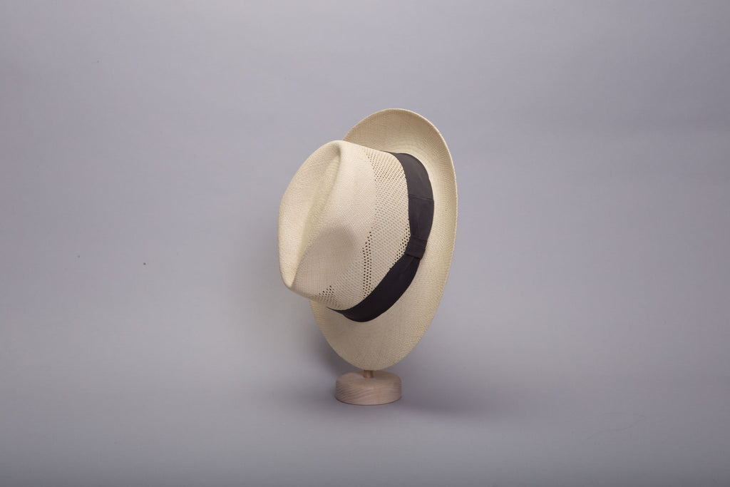 chapeau panama ajouré pointe à pitre calotte